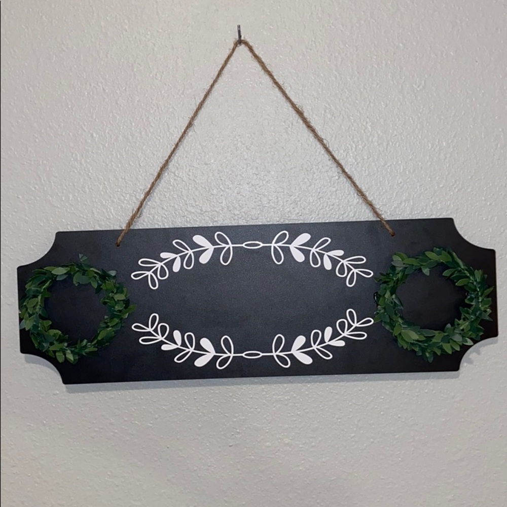 Customizable chalkboard!